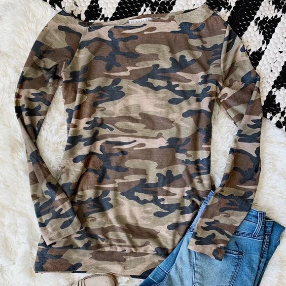 Tops - Camo Off Shoulder w/thumb holes Sweater Top